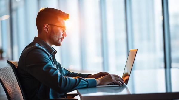 Comment réussir sur le marché du travail avec un blog emploi